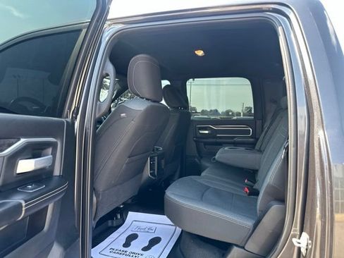 Used 2023 RAM 2500 Big Horn w/ Night Edition AWD/4WD image 28