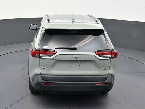 Used 2021 Toyota RAV4 XLE FWD image 15