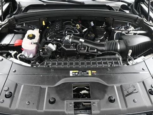 Used 2025 Jeep Grand Cherokee L Limited AWD/4WD image 29