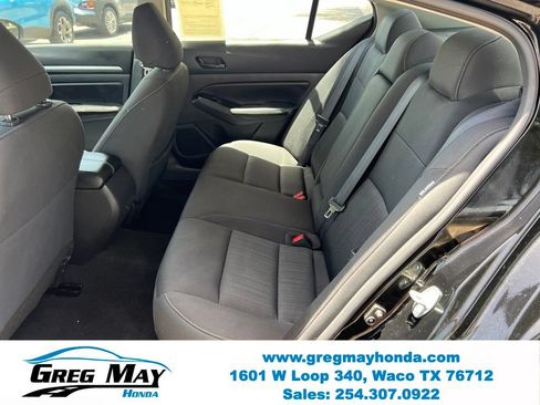Used 2023 Nissan Altima 2.5 SV FWD image 18