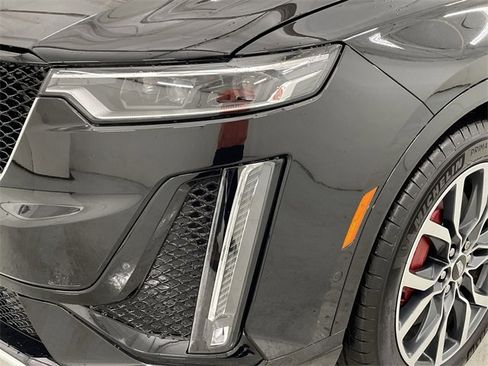 Certified 2025 Cadillac XT6 Sport w/ Platinum Package image 15