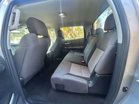 Used 2017 Toyota Tundra SR5 w/ SR5 Upgrade Package image 12