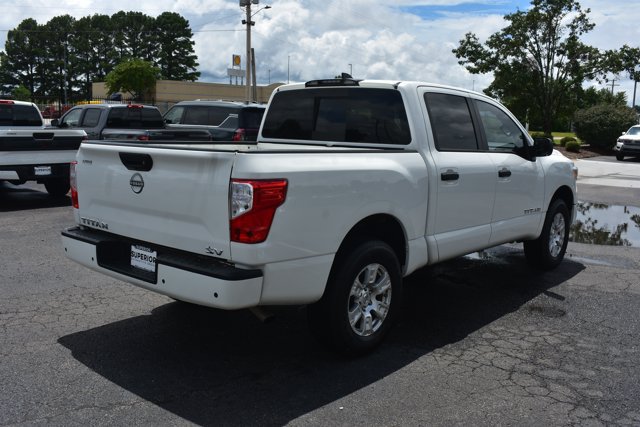 Used 2023 Nissan Titan SV RWD image 5