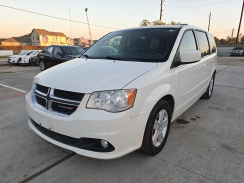 Used 2012 Dodge Grand Caravan Crew w/ Crew Value Pkg image 3