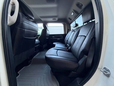 Used 2018 RAM 1500 Laramie w/ Convenience Group image 14