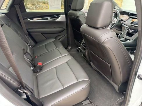 Certified 2025 Cadillac XT5 Premium Luxury image 24