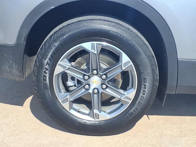 Used 2025 Chevrolet Blazer LT FWD image 21