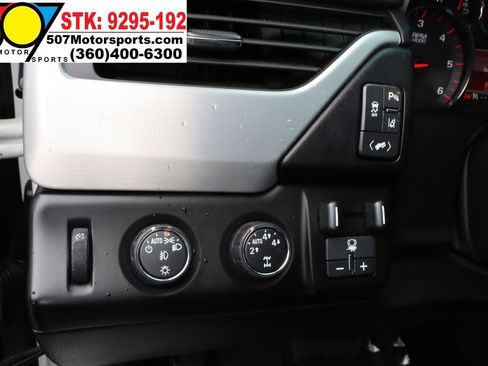 Used 2015 GMC Yukon SLT AWD/4WD image 16