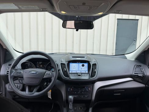 Used 2017 Ford Escape SE w/ Equipment Group 201A AWD/4WD image 17