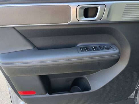Used 2025 Hyundai Santa Fe SEL FWD image 20