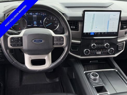 Certified 2022 Ford Expedition XLT RWD image 14