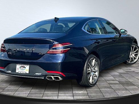 Used 2023 Genesis G70 2.0T image 4