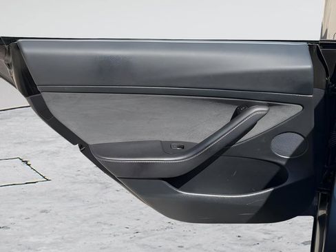 Used 2023 Tesla Model 3 Standard Range RWD image 19