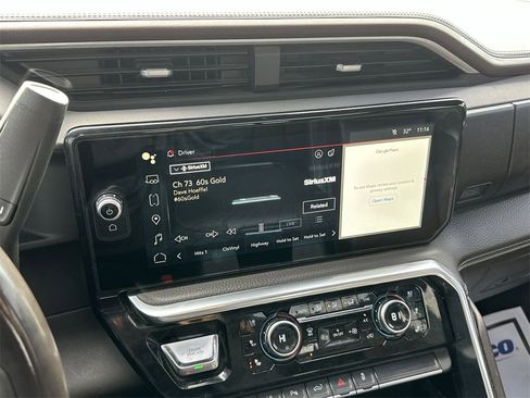 Used 2024 GMC Sierra 3500 Denali w/ Denali Reserve Package image 16