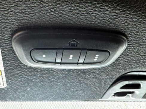 Used 2023 Jeep Wrangler Unlimited w/ Cold Weather Group image 20