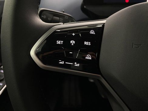 New 2025 Volkswagen ID.4 Pro S image 17