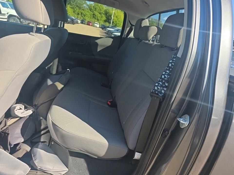 Used 2023 Toyota Tacoma SR AWD/4WD image 17