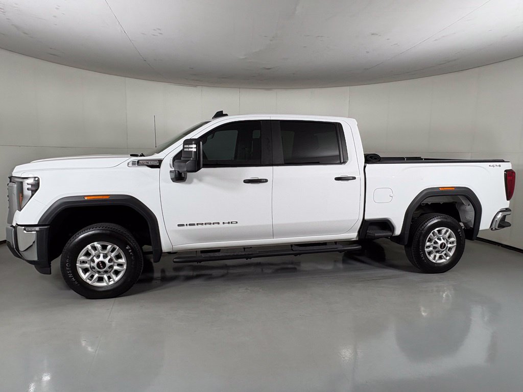 Used 2024 GMC Sierra 2500 Pro w/ Convenience Package AWD/4WD image 4