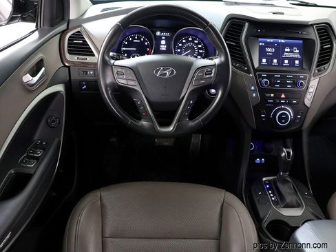 Used 2017 Hyundai Santa Fe Sport image 15
