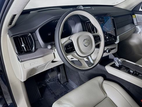New 2026 Volvo XC90 T8 Ultra w/ Lounge Package AWD/4WD image 9