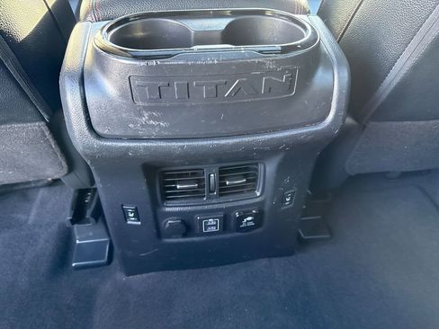 Used 2021 Nissan Titan PRO-4X w/ Pro-4x Convenience Package image 17