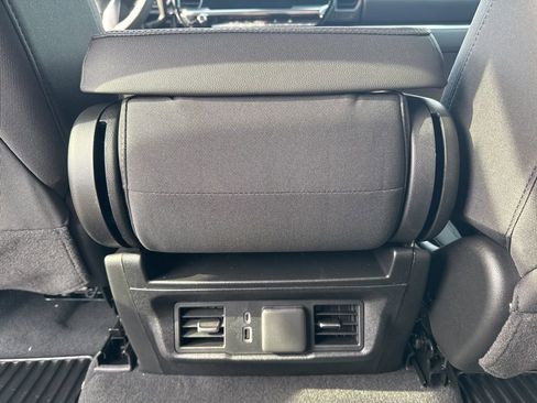 New 2026 GMC Sierra 1500 Elevation image 18