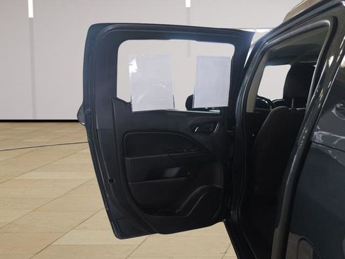 Used 2019 Chevrolet Colorado LT w/ LT Convenience Package AWD/4WD image 23