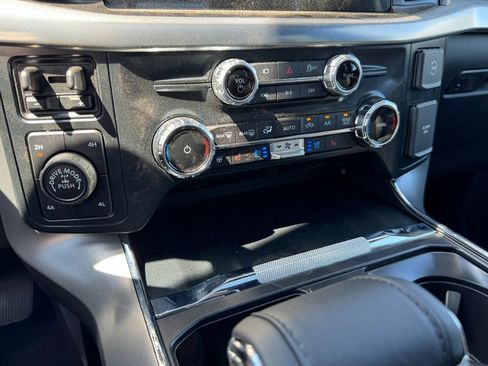 New 2025 Ford F150 Lariat w/ Equipment Group 502A High image 15