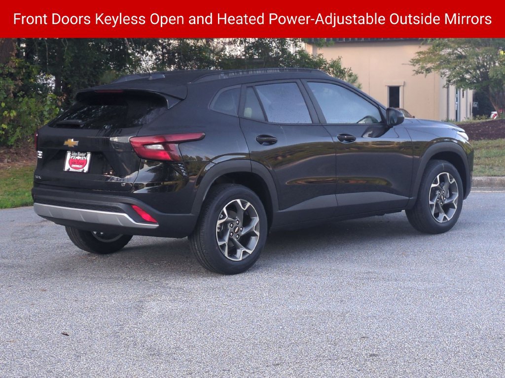 New 2026 Chevrolet Trax LT w/ LT Convenience Package FWD image 5
