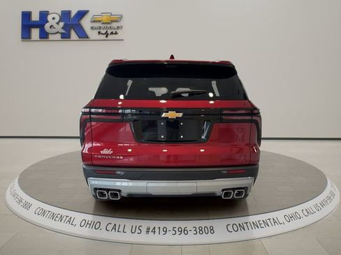New 2026 Chevrolet Traverse LT w/ Sun and Wheel Package FWD image 5