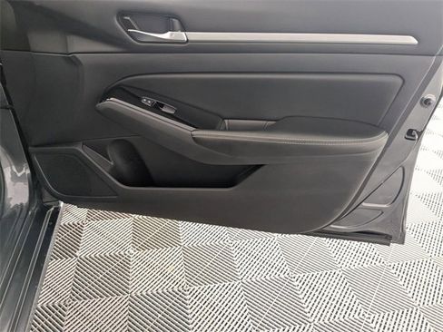 Used 2023 Nissan Altima 2.5 SV image 32