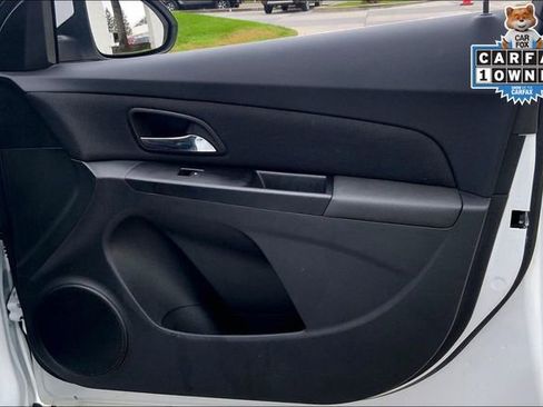 Used 2014 Chevrolet Cruze LT image 24