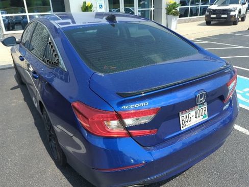 Used 2021 Honda Accord Sport Special Edition image 4