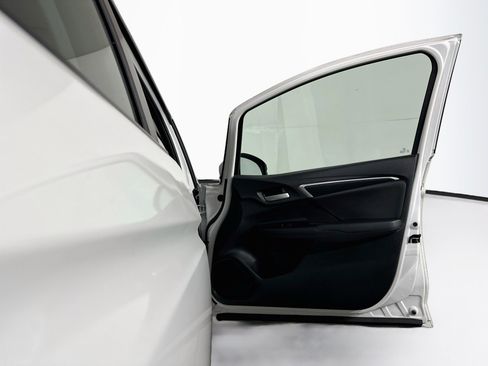 Used 2017 Honda Fit EX-L image 32