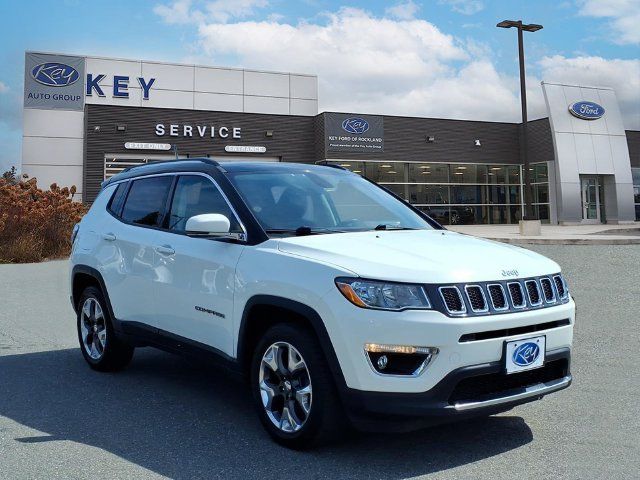 Used 2018 Jeep Compass Limited w/ Navigation Group AWD/4WD image 3