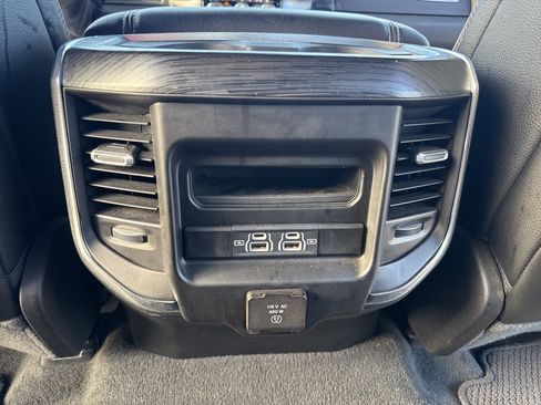 Used 2024 RAM 1500 Laramie image 36