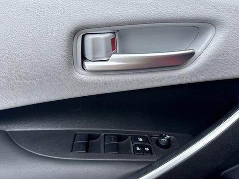 Used 2021 Toyota Corolla SE w/ SE Premium Package FWD image 14