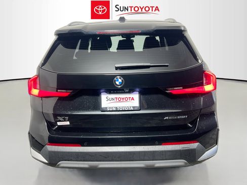 Used 2023 BMW X1 xDrive28i image 5