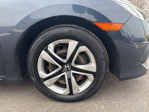 Used 2018 Honda Civic LX image 9