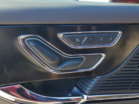 Used 2021 Lincoln Corsair Standard image 16