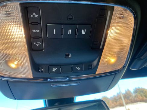 Used 2022 Dodge Charger Scat Pack w/ Plus Group image 45