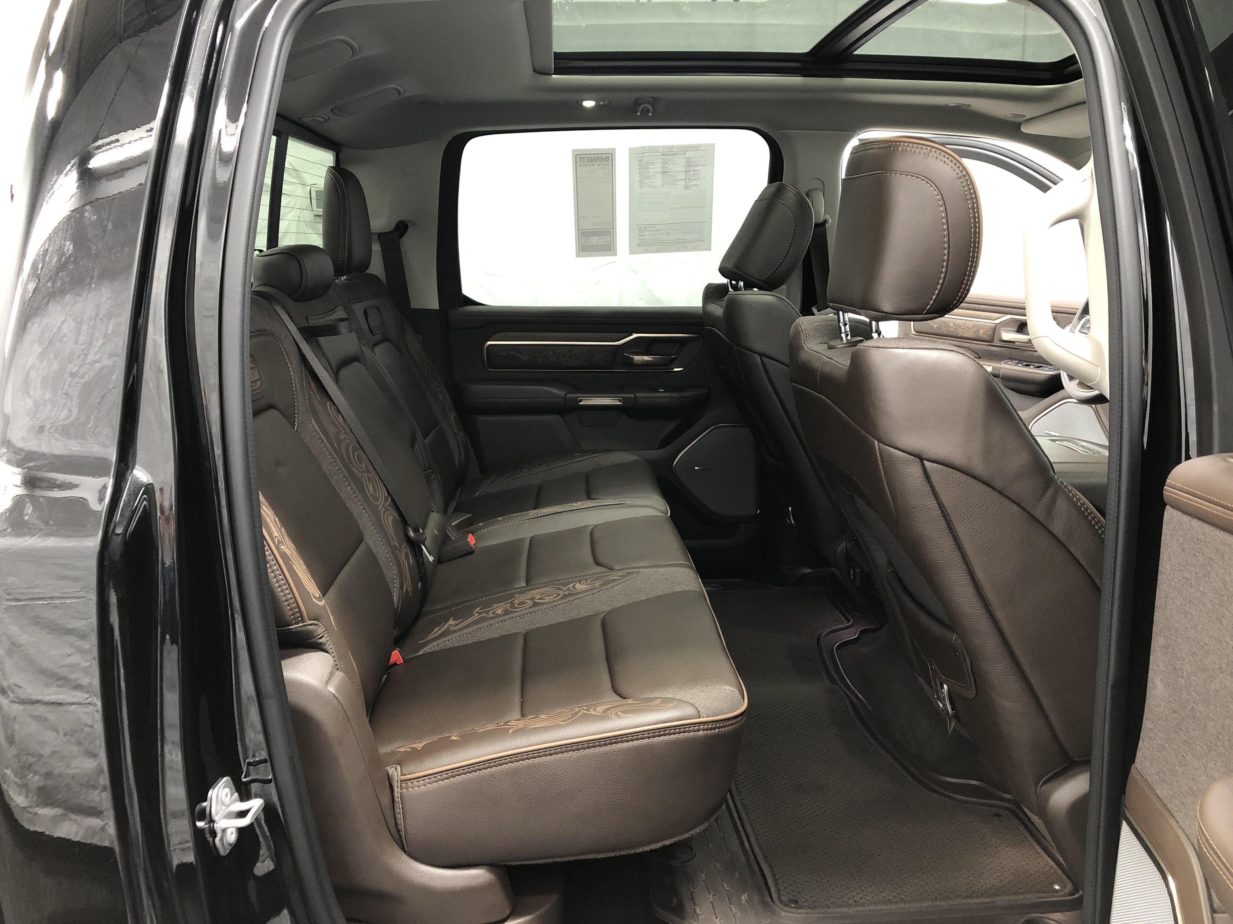 Certified 2025 RAM 1500 Limited AWD/4WD image 14