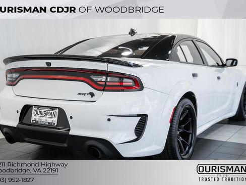 Used 2023 Dodge Charger SRT Hellcat w/ Harman/Kardon Audio Group image 5
