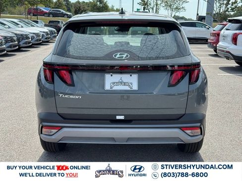 Certified 2026 Hyundai Tucson SE image 12