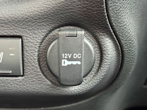 Used 2016 Jeep Wrangler Unlimited Rubicon AWD/4WD image 29