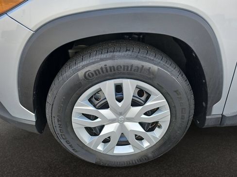 Used 2022 Toyota Corolla Cross L FWD image 40