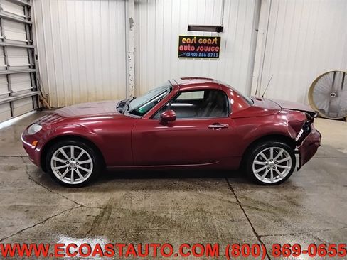 Used 2008 MAZDA MX-5 Miata Grand Touring RWD image 2