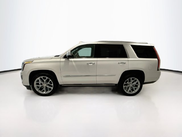 Used 2020 Cadillac Escalade Platinum AWD/4WD image 4