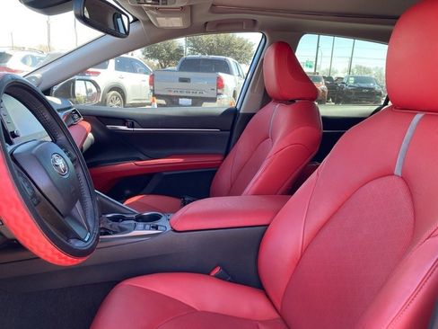 Used 2024 Toyota Camry XSE w/ Navigation Package image 10