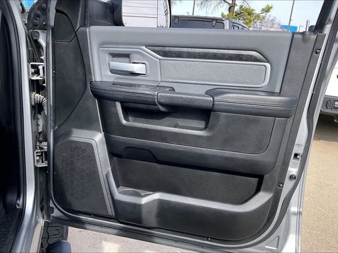 Used 2019 RAM 2500 Big Horn image 22